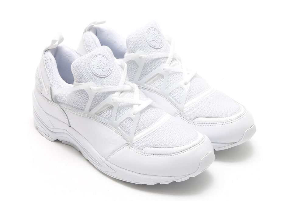 nike huarache womens all white