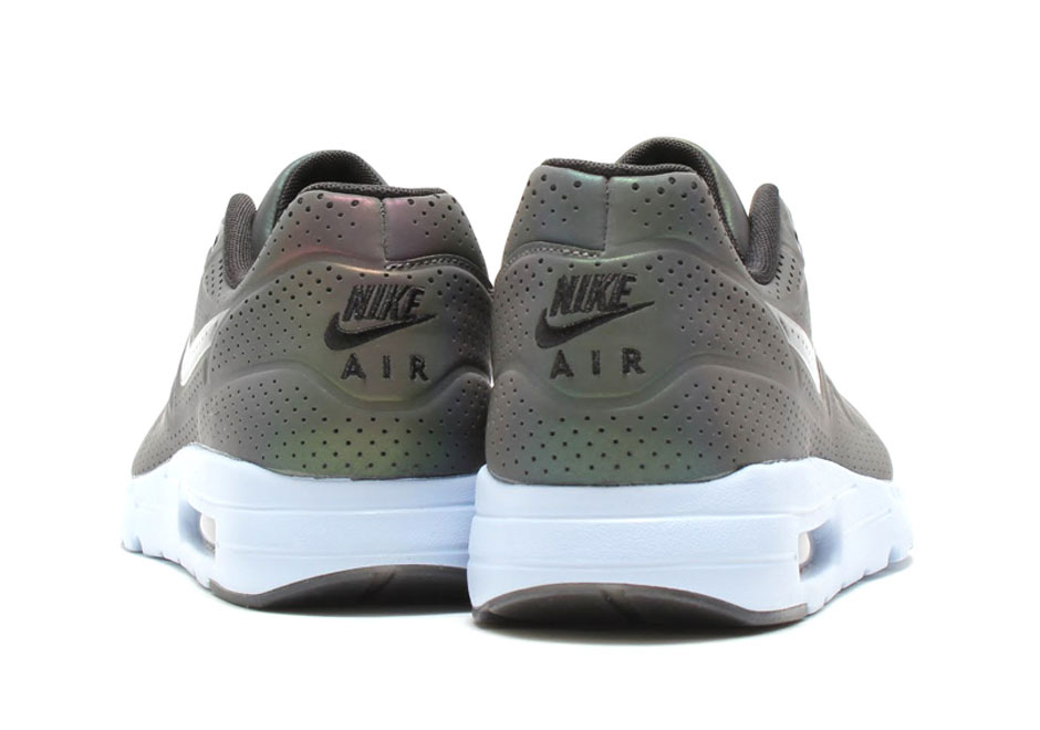 Nike Air Max 1 Ultra Moire "Iridescent" SneakerNews.com