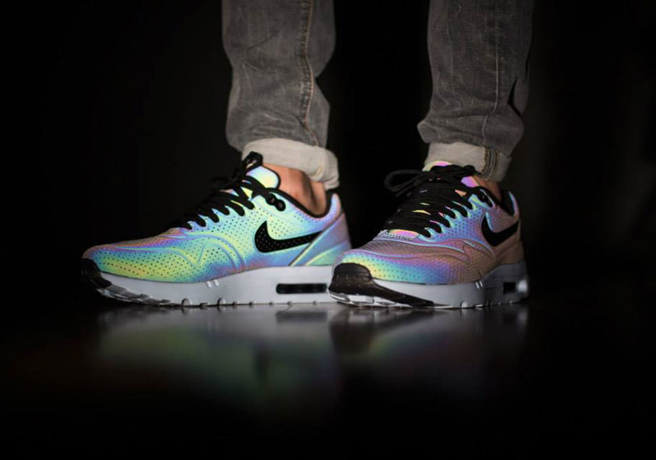 nike air max ultra moire holographic
