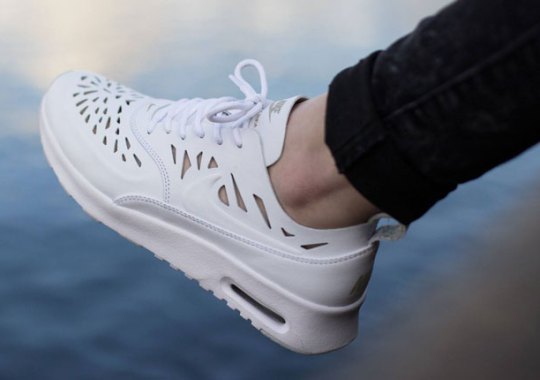 Go Sockless With the Nike Air Max Thea Joli