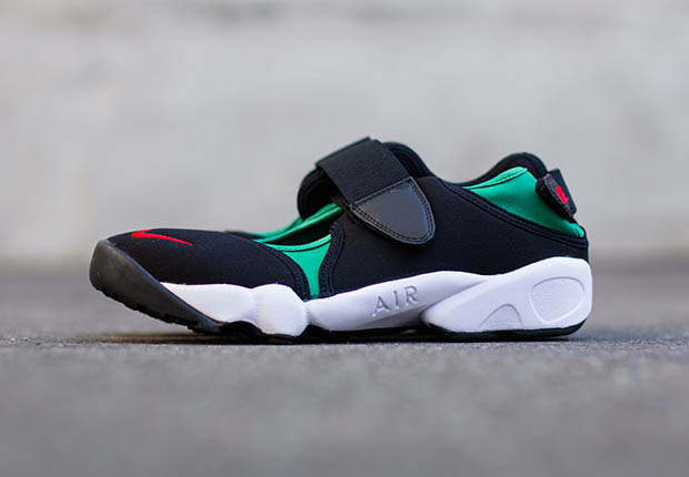 An On-Foot Look at the Nike Air Rift Retro - SneakerNews.com