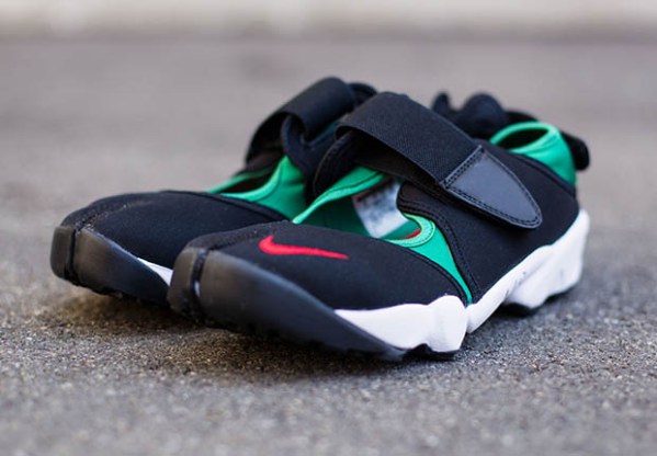 An On-Foot Look at the Nike Air Rift Retro - SneakerNews.com