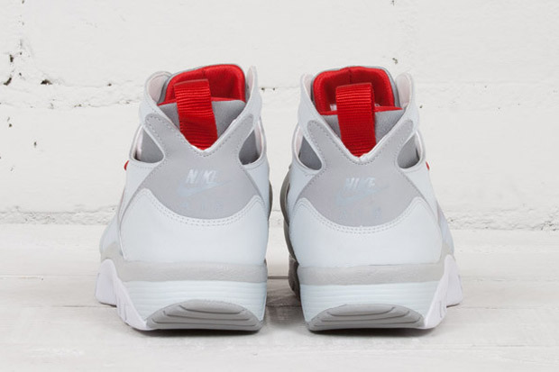 Nike Air Trainer Pure Platinum Wolf Grey Red 04