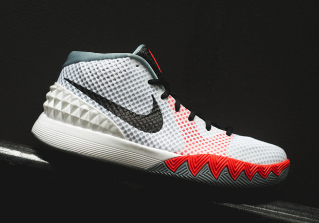 nike-kyrie-1-white-infrared-release-reminder-01
