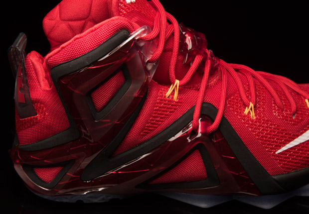 nike-lebron-12-elite-university-red-another-look-02