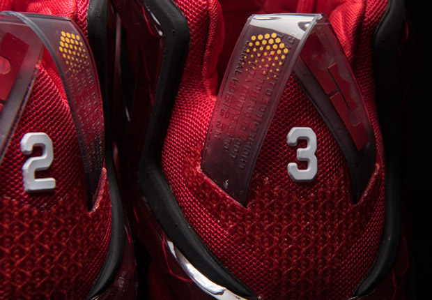 nike-lebron-12-elite-university-red-another-look-06