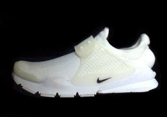 No Surprise Here: The Nike Sock Dart in All-White