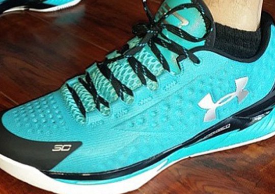 Steph Curry Shows Carolina Love With Under Armour Curry One Low