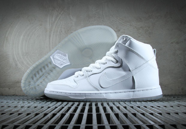 Some Legend Blue Would Make These The "Columbia" SB Dunks