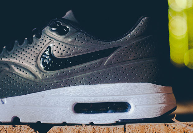 Nike Air Max 1 Ultra Moire Iridescent 3