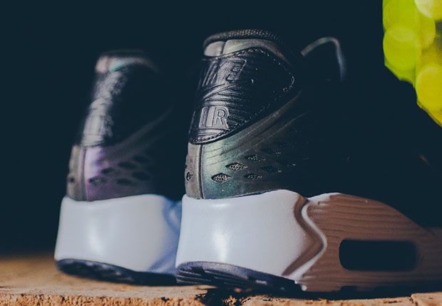Nike Air Max 90 Ultra Moire Iridescent 5
