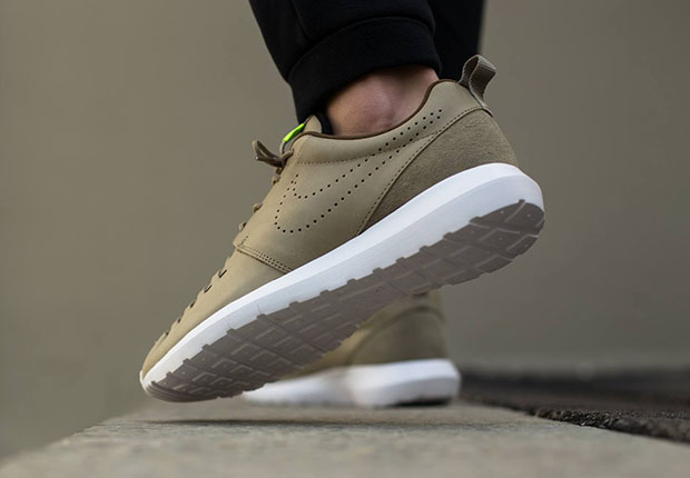 Nike Roshe Run NM Woven 