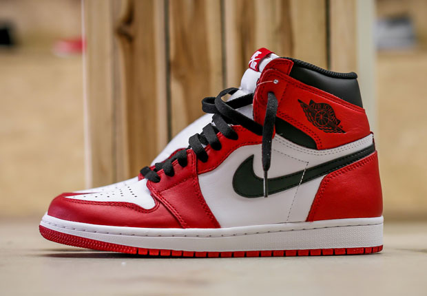 As if anybody even needs a reminder， the Air Jordan 1 High “Chicago” is back in mere hours from now， releasing Saturday morning at select Jordan Brand ...
