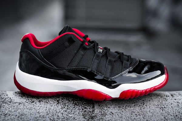 A Detailed Look At The Air Jordan 11 Low 