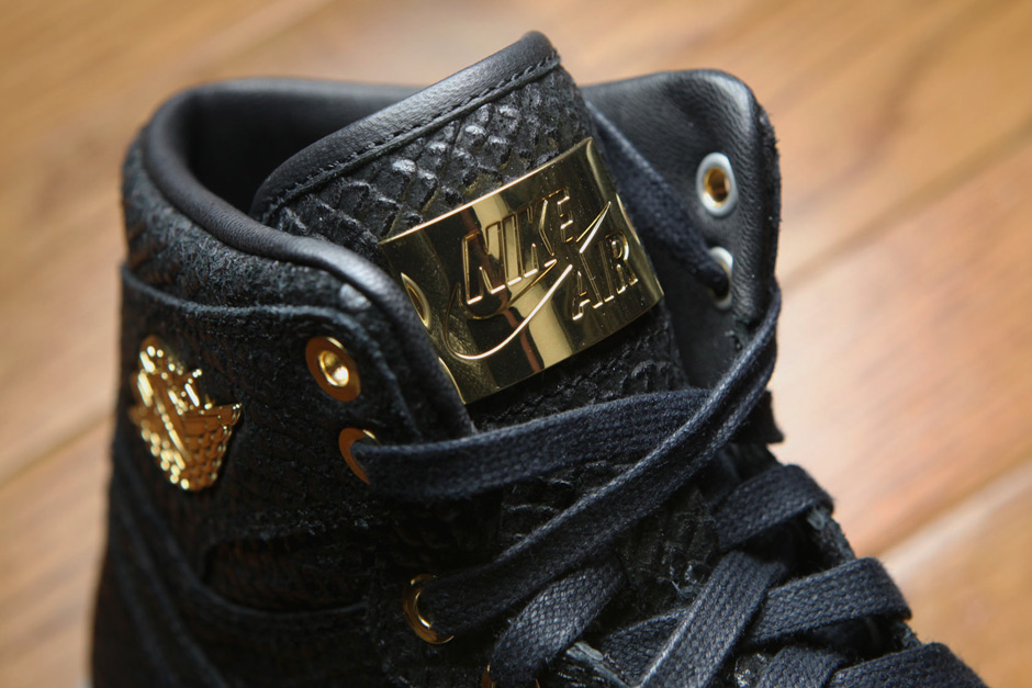 Detailed Look Air Jordan 1 Pinnacle 09