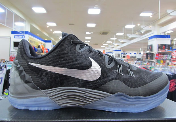 First Look Nike Kobe Venomenon 5 1