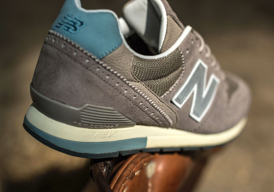 Invincible x New Balance 996 | SneakerNews.com
