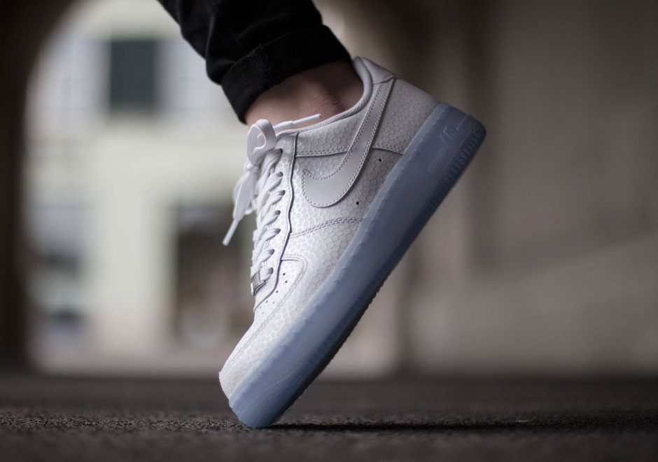 nike air force 1 low clear bottom