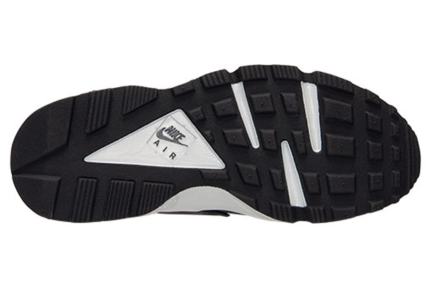 Nike Air Huarache Snakeskin Black White 06