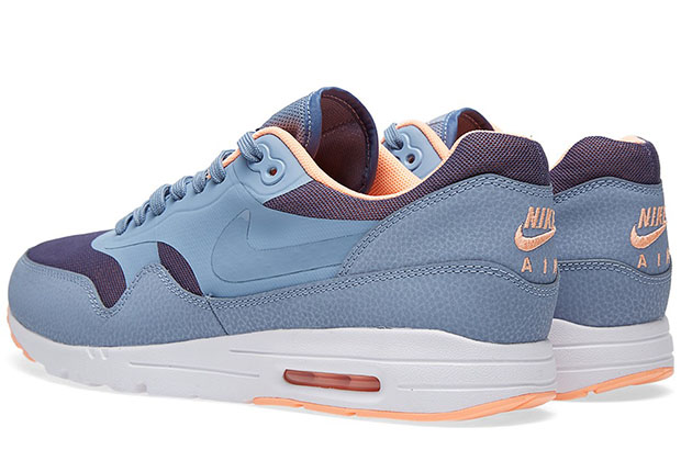 Nike Air Max 1 Ultra Moire Cool Blue Sunset Glow 3