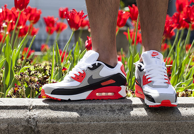 Nike Air Max 90 Infrared Reverse Infrared Release Reminder 3