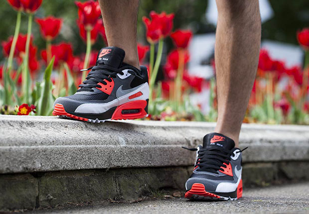 Nike Air Max 90 Infrared Reverse Infrared Release Reminder 5