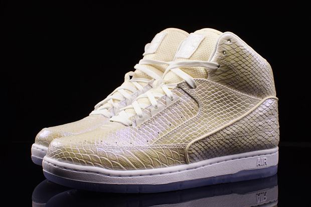The Pearlescent Nike Air Pythons Are Available