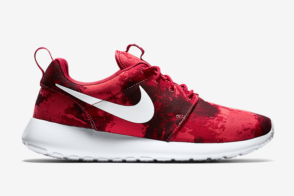 web Inaccesible Mono Nike Roshe Run Print Releases Continue With Deep Burgundy - SneakerNews.com