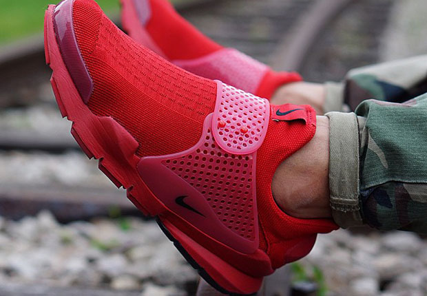 Nike Is Releasing An “Independence Day” Pack of Sock Darts