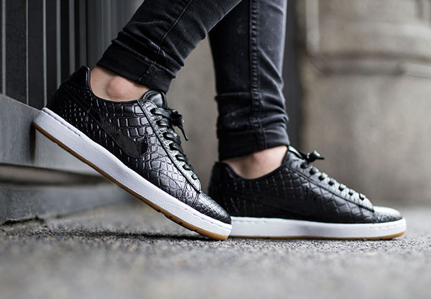 An On-Foot Look At The Nike Tennis Classic Ultra “Croc-skin”