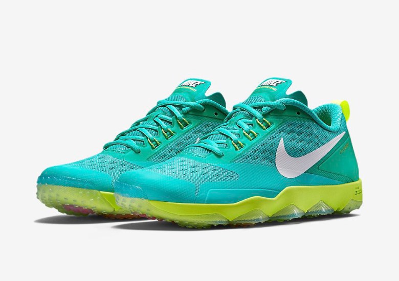 Nike Hypercross Trainer in Teal and Volt