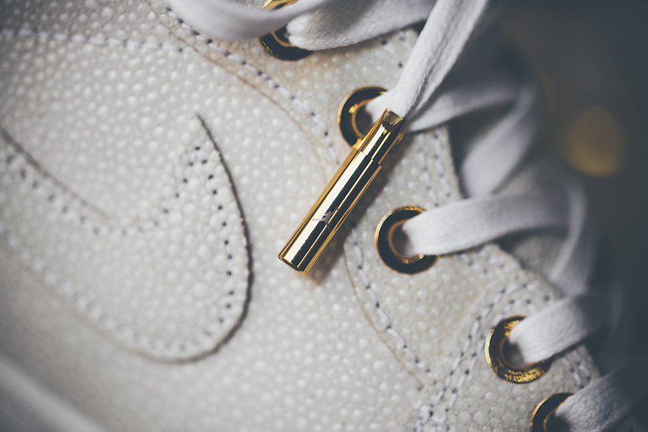 Pinnacle Jordans 24k Gold 18