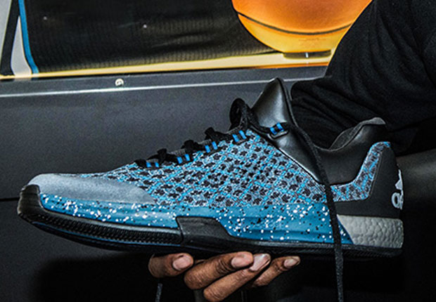 Andrew Wiggins Tests Out Next Season's adidas Crazylight Boost At The adidas Village