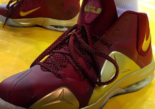 JR Smith Is Sticking To Nike LeBrons For The NBA Finals