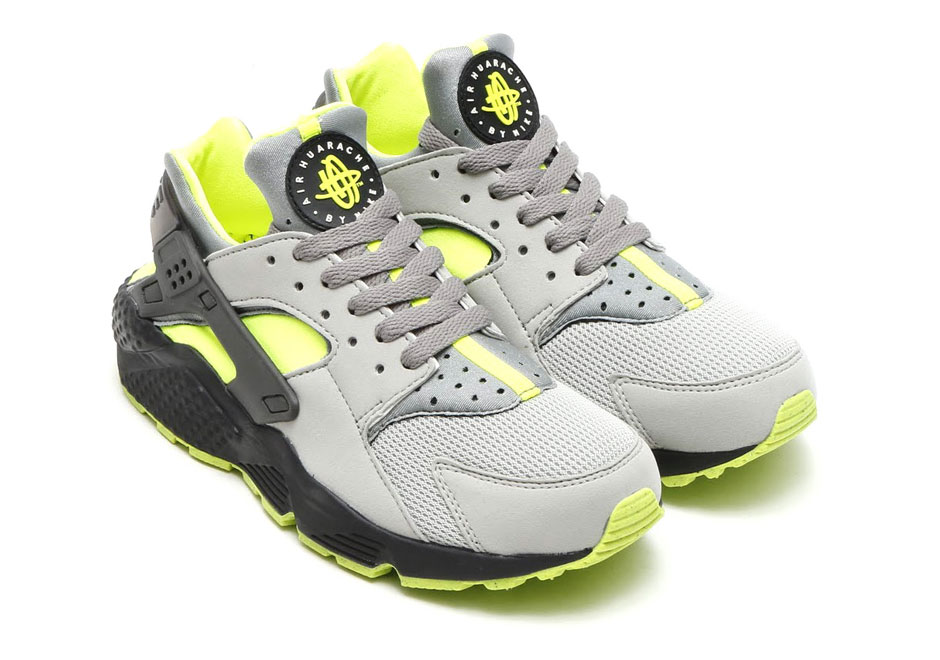 black and neon green huaraches
