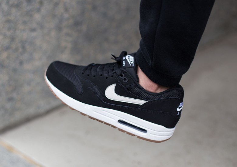 The Gum Sole Look On The Nike Air Max 1 Continues