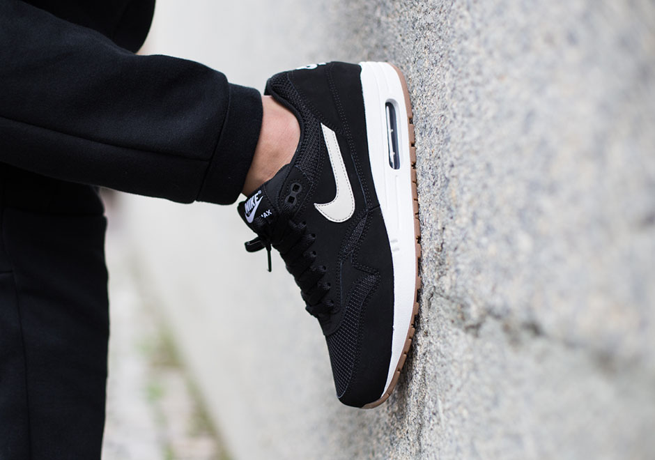 voor Thuisland Vacature The Gum Sole Look On The Nike Air Max 1 Continues - SneakerNews.com