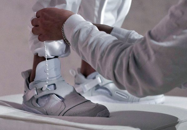 Nike Free Huarache Carnivore | SneakerNews.com