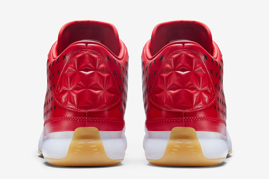 Nike Kobe 10 Ext Mid Red Gum 04