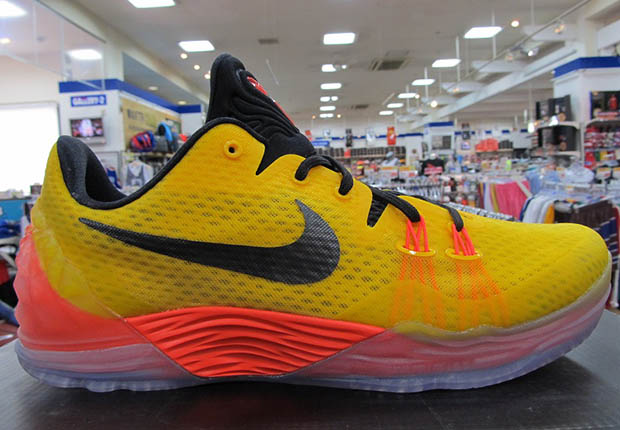 Nike Kobe Venomenon 5 Yellow Orange 2