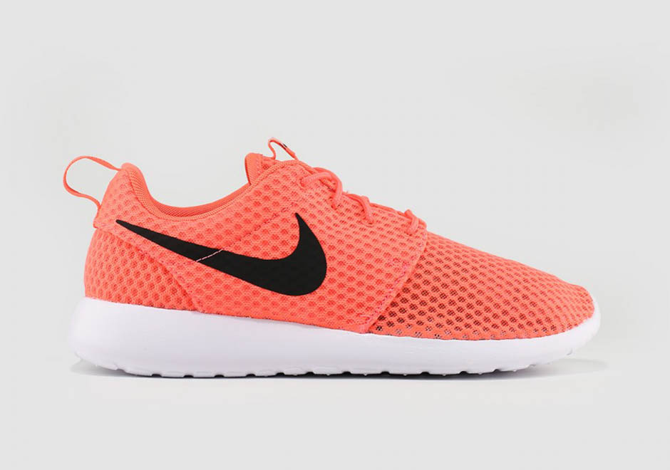 nike-roshe-run-br-hot-lava