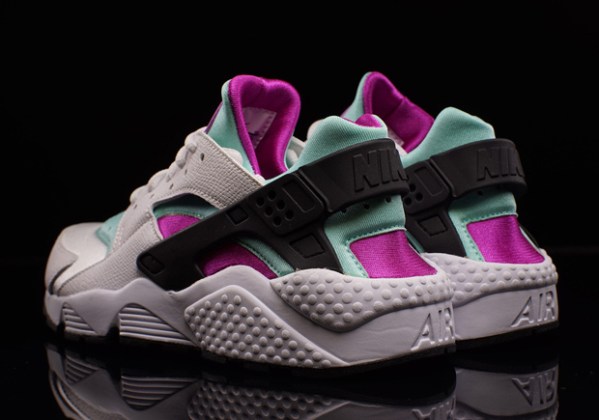 nike huarache fuchsia