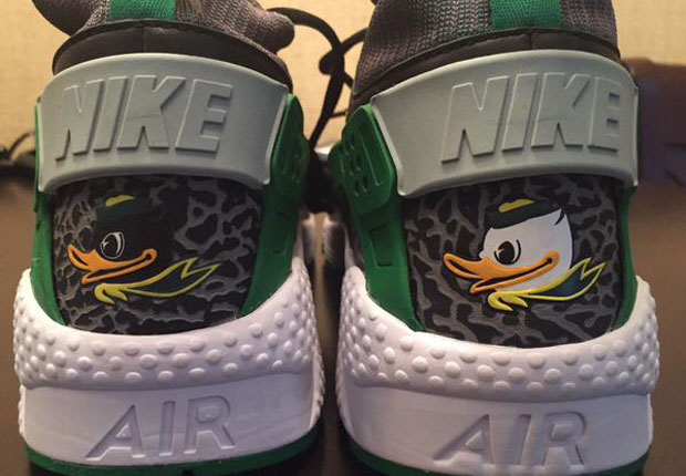 The Oregon Ducks Received A New Nike Huarache PE