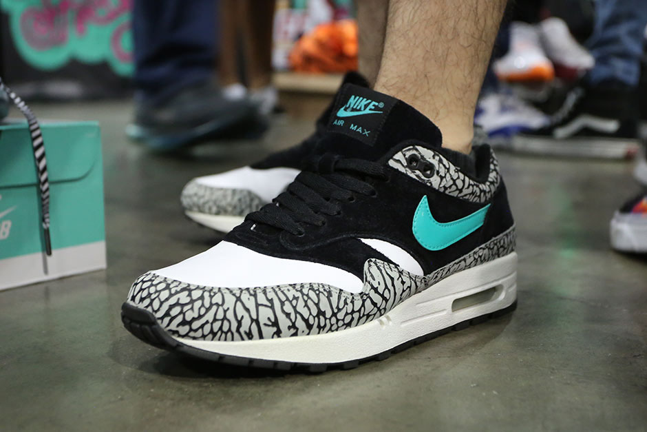 Risked an on-feet with a 1987 OG Air Max 1 (OG Sole) just for my reddit fam  (and the karma) - Did they survive?? : r/Sneakers