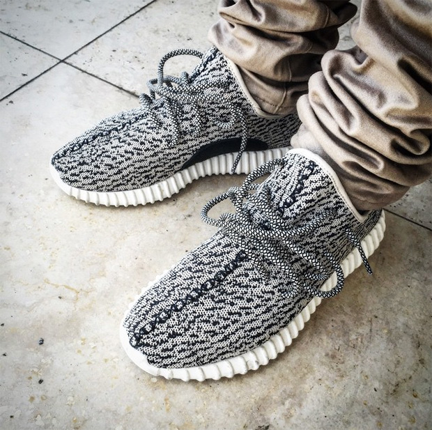 Grey yeezy boost low best sale