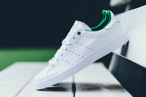 adidas Brings Back “Fairway Green” To The Stan Smith