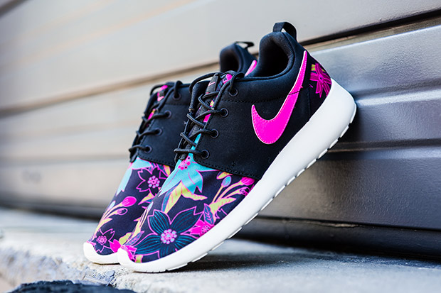 More Aloha Prints Nike Roshe Run 03