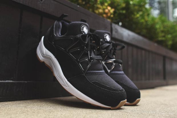 Nike Air Huarache Light Black Gum Available Again 03