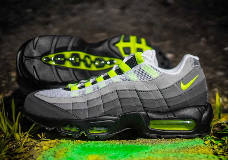 Here's The Date For The Air Max 95 "Neon" -