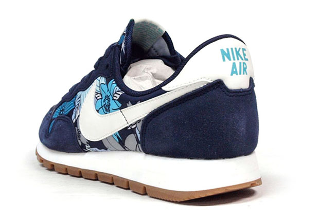 Expanding formula Habitat The Nike Aloha Is Back In New Colorways - SneakerNews.com